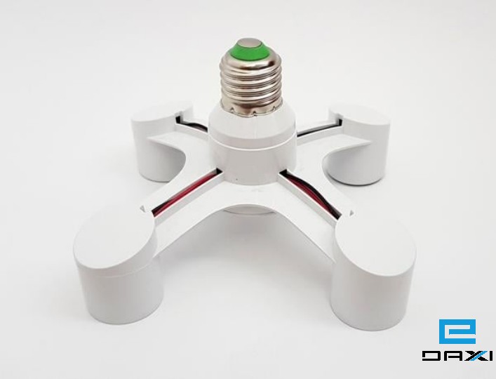 პლასმასის გადამყვანი ოთხი ნათურისთვის, 1*4 E27